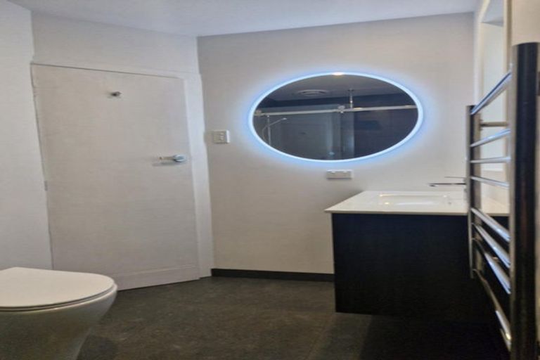 Photo of property in 10 Lorna Street, Lynmouth, New Plymouth, 4310