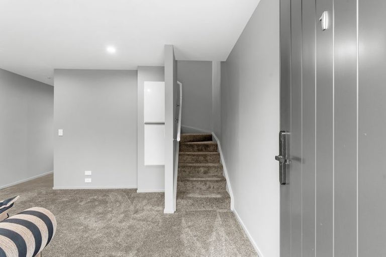 Photo of property in 10 Newnham Terrace, Upper Riccarton, Christchurch, 8041