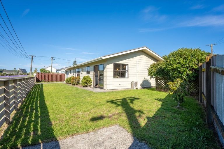 Photo of property in 33 Babbacombe Avenue, Otaki Beach, Otaki, 5512