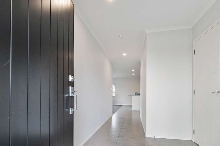 Photo of property in 6 Harding Drive, Papamoa Beach, Papamoa, 3118