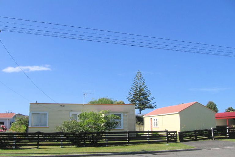 Photo of property in 30 Hawea Street, Mount Maunganui, 3116