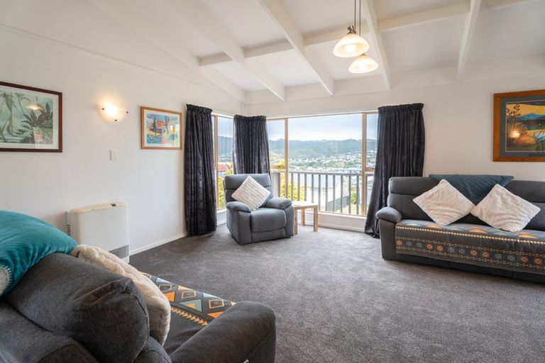Photo of property in 27 Inlet View, Titahi Bay, Porirua, 5022