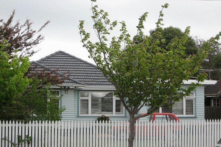 Photo of property in 9 Fatima Street, Redwood, Christchurch, 8051
