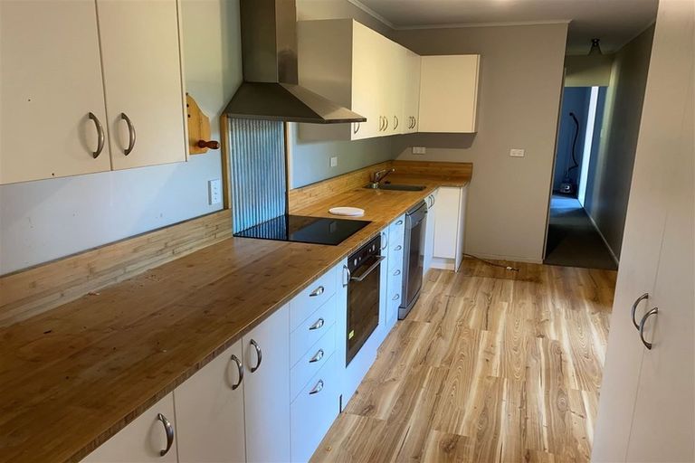 Photo of property in 4987 Christchurch Akaroa Road, Little River, 7591