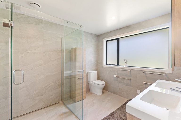 Photo of property in 1 Fernbird Grove, Kerikeri, 0294