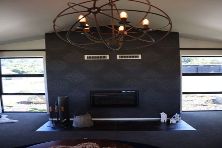 Photo of property in 1640 Mangorei Road, Mangorei, New Plymouth, 4371