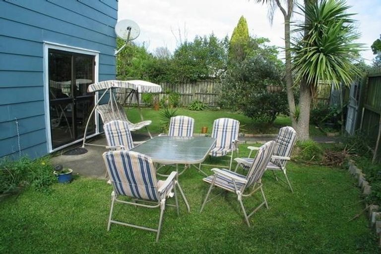 Photo of property in 2/85 Meadway, Sunnyhills, Auckland, 2010