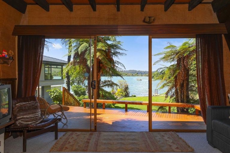 Photo of property in 42 Okawa Bay Road, Tikitere, Rotorua, 3074
