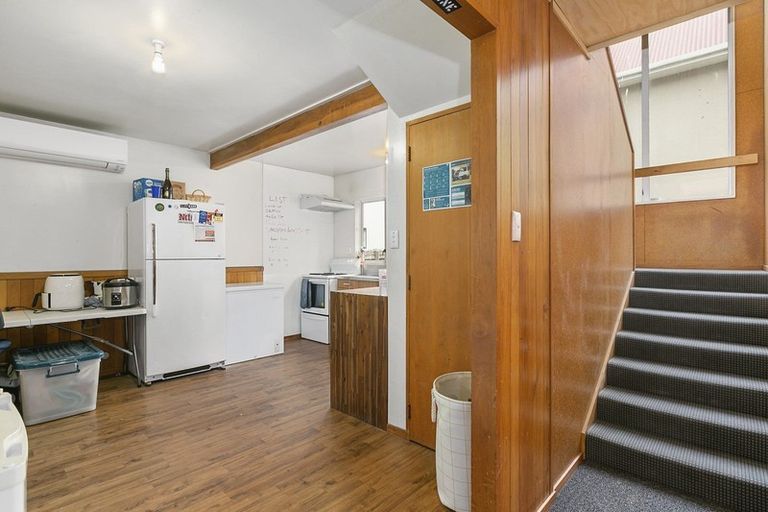 Photo of property in 18f Forth Street, North Dunedin, Dunedin, 9016