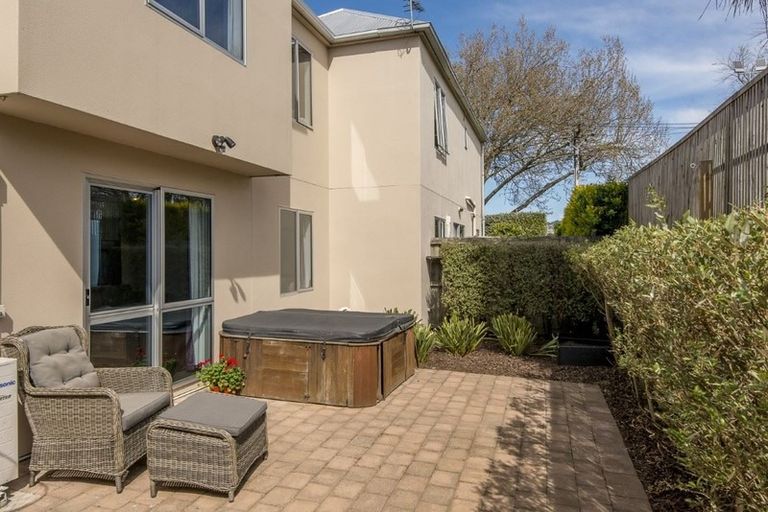 Photo of property in 3/9 Domett Street, Waltham, Christchurch, 8023