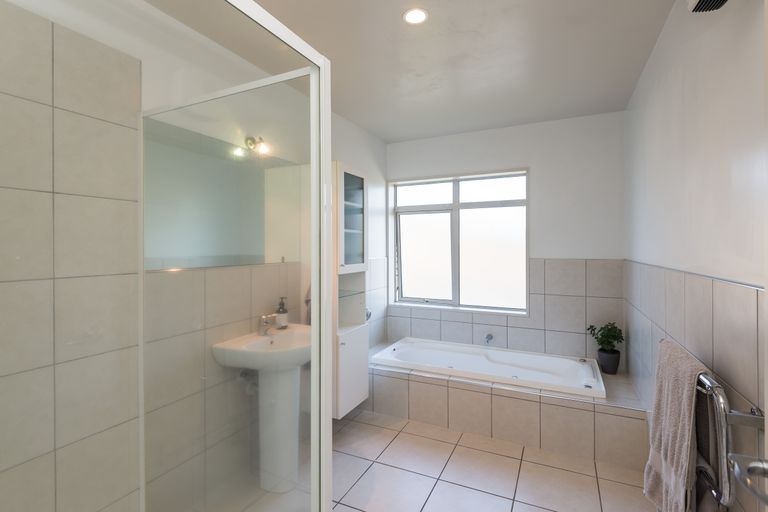 Photo of property in 31 Eversleigh Street, St Albans, Christchurch, 8014