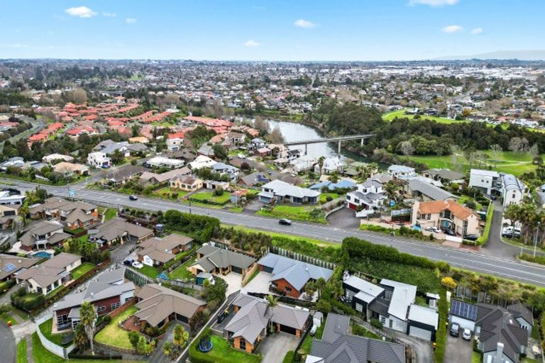 Photo of property in 5 Millennium Heights, Flagstaff, Hamilton, 3210