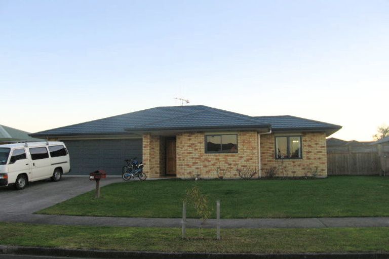 Photo of property in 28 Diomede Glade, Flagstaff, Hamilton, 3210