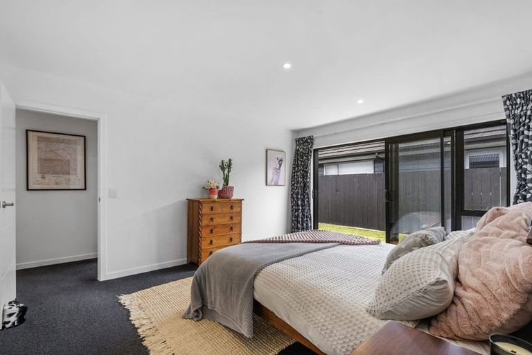 Photo of property in 9 Cory Jane Grove, Riverstone Terraces, Upper Hutt, 5018