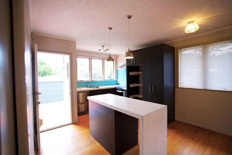 Photo of property in 12 Lucinda Place, Glen Eden, Auckland, 0602