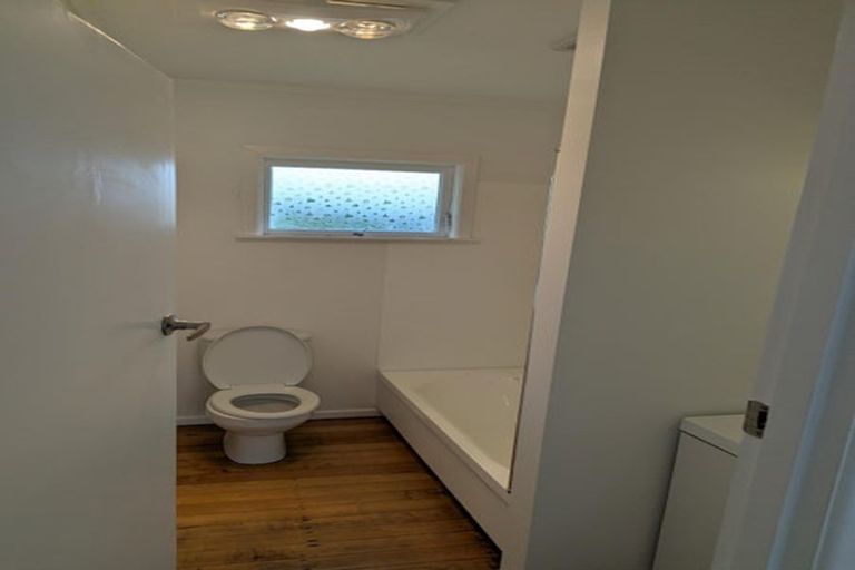 Photo of property in 3/25 Corunna Road, Milford, Auckland, 0620