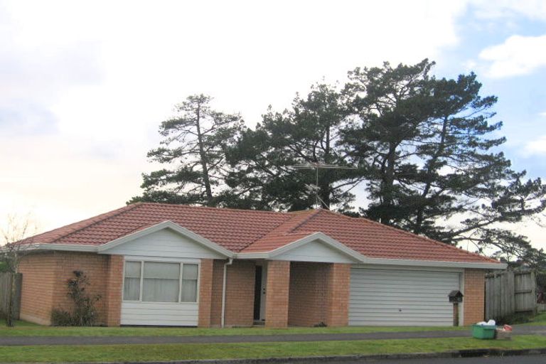 Photo of property in 41 Burswood Drive, Burswood, Auckland, 2013