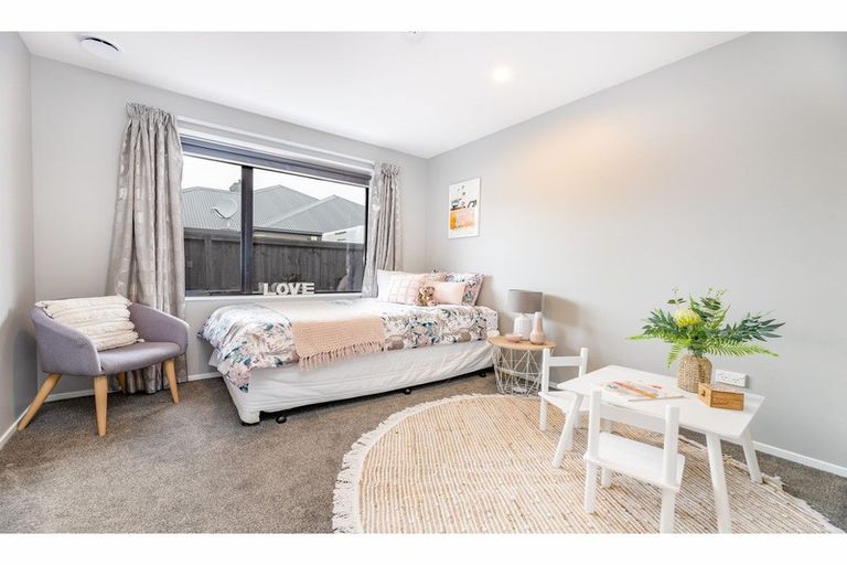 Photo of property in 23 Carpenter Drive, Prebbleton, 7604