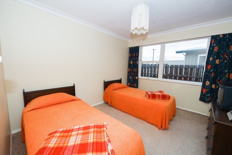 Photo of property in 49 Newcastle Street, Clyde, 9330