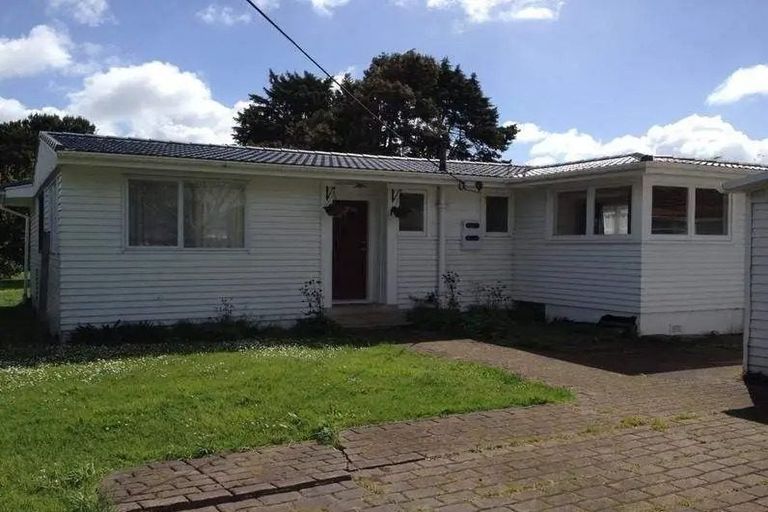 Photo of property in 5 Robertson Road, Ranui, Auckland, 0612