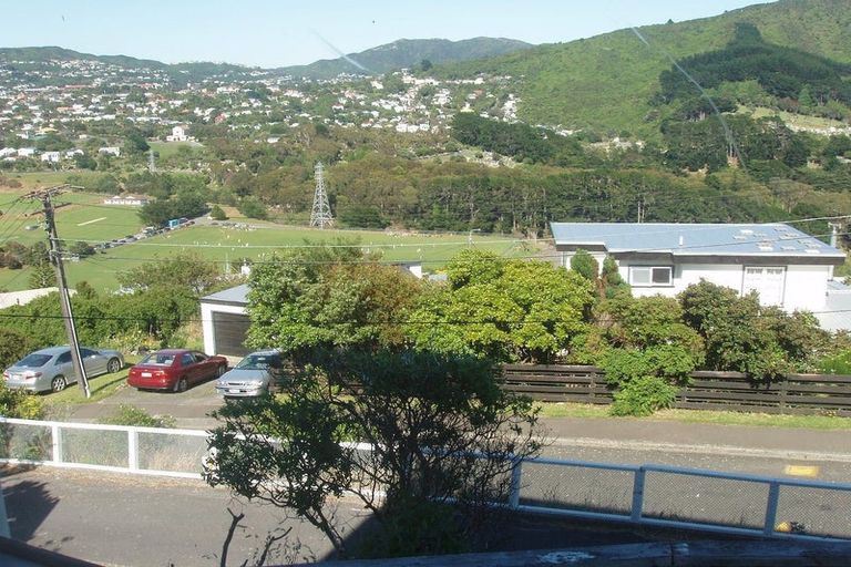 Photo of property in 12 Huntingdon Street, Northland, Wellington, 6012