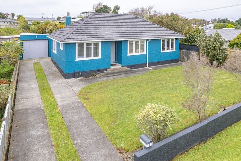 Photo of property in 16 Nikau Street, Tawhero, Whanganui, 4501