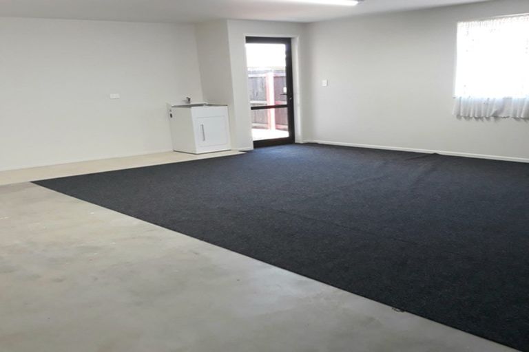 Photo of property in 14 Modello Lane, Waiuku, 2123