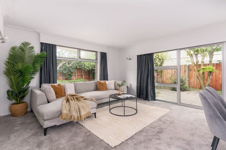 Photo of property in 2/17 Tudor Avenue, Ilam, Christchurch, 8041