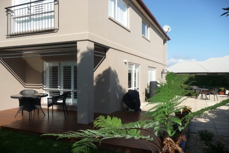 Photo of property in 2 Seclusion Lane, Parklands, Christchurch, 8083