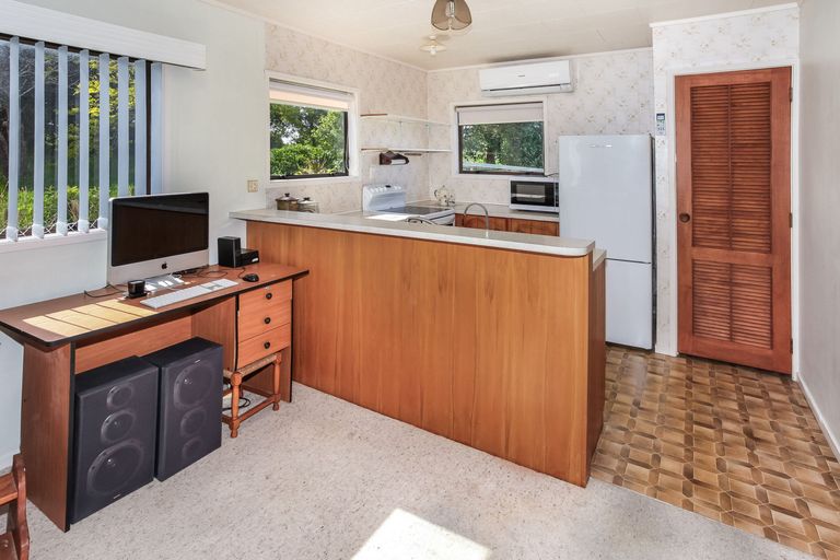 Photo of property in 42 George Street, Waiuku, 2123