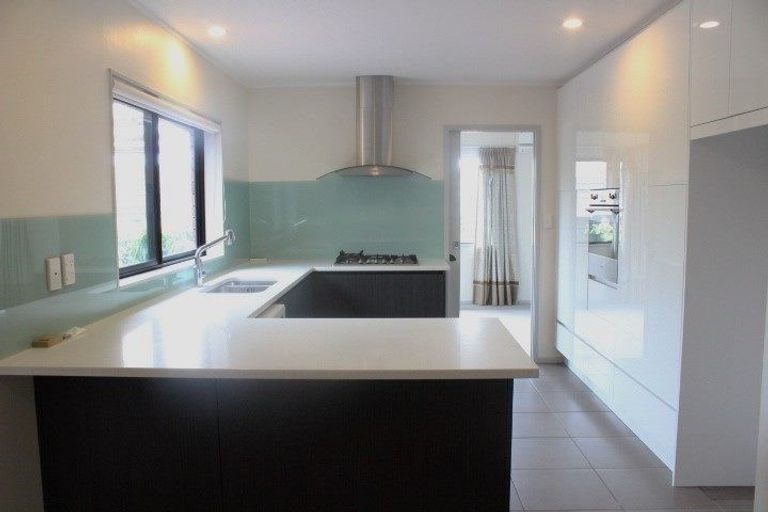 Photo of property in 9 Drysdale Place, Somerville, Auckland, 2014
