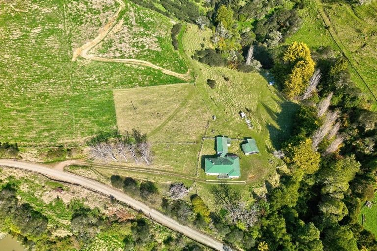 Photo of property in 918 Makakaho Road, Ngamatapouri, 4588