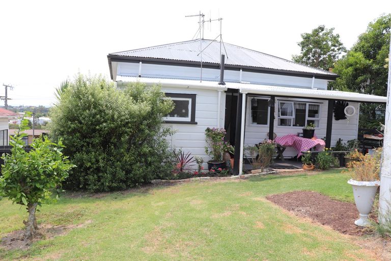 Photo of property in 6 Upland Road, Huntly, 3700