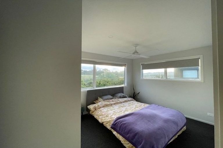 Photo of property in 48 Koreke Close, Kenepuru, Porirua, 5022