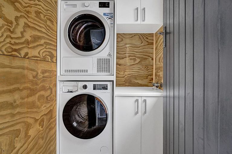 Photo of property in 22 Batten Road, Okaiawa, Hawera, 4671