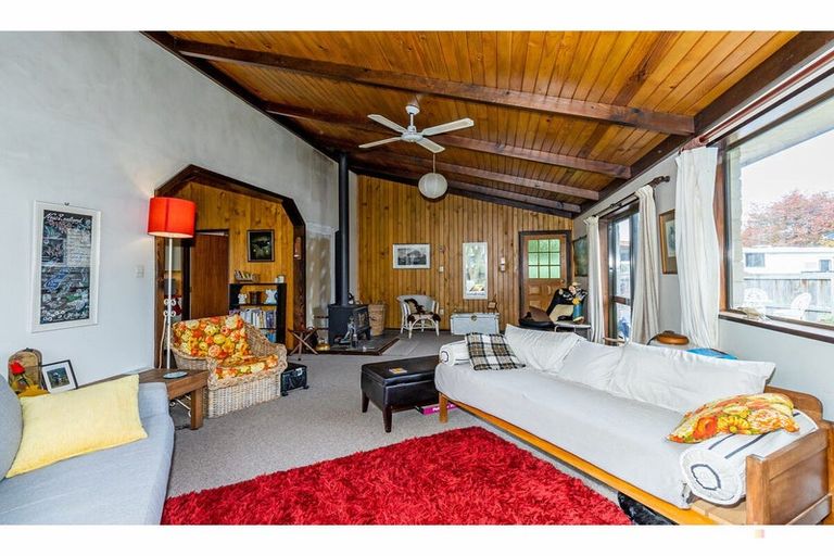 Photo of property in 19 Smith Street, Waimate, 7924