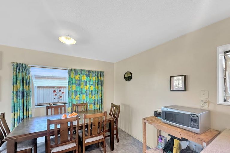 Photo of property in 2/10 Neill Street, Hornby, Christchurch, 8042