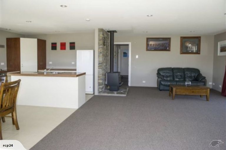Photo of property in 12 Criffel Place, Luggate, Cromwell, 9383