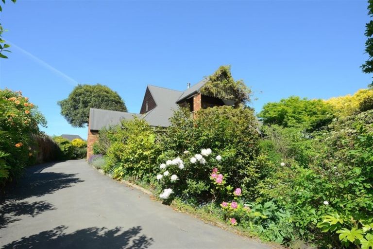 Photo of property in 6d Swithland Place, Avonhead, Christchurch, 8042