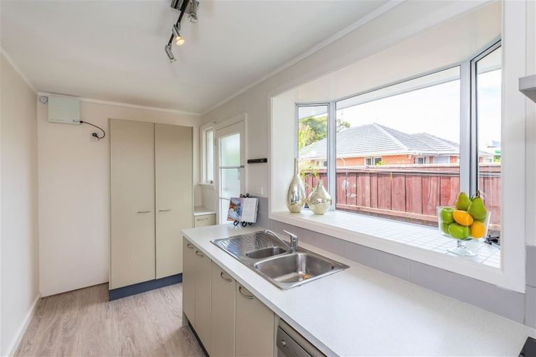 Photo of property in 1/200 Waimairi Road, Ilam, Christchurch, 8041