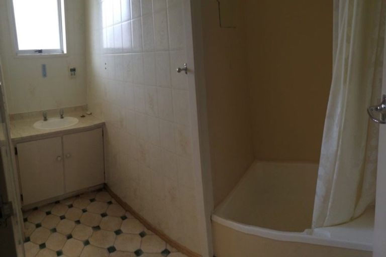 Photo of property in 6b Kawau Crescent, Bromley, Christchurch, 8062