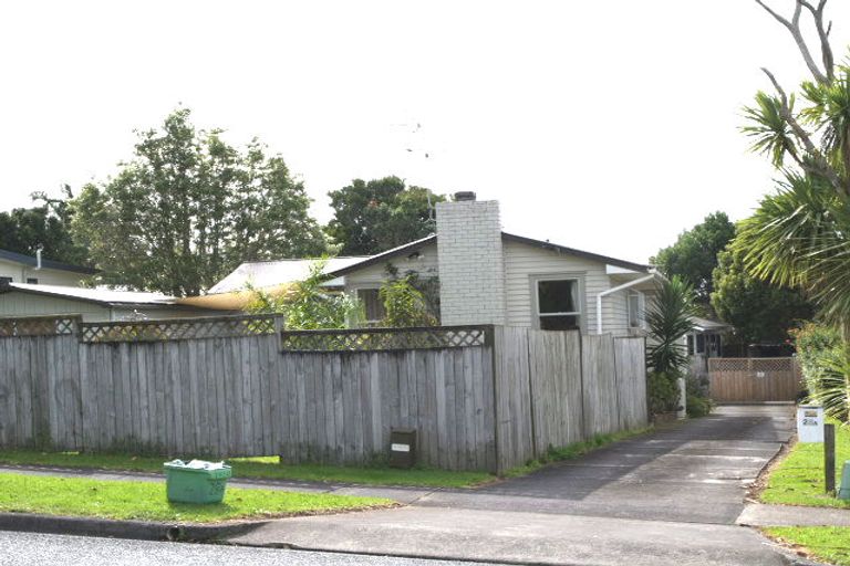 Photo of property in 28 Vincent Street, Howick, Auckland, 2014