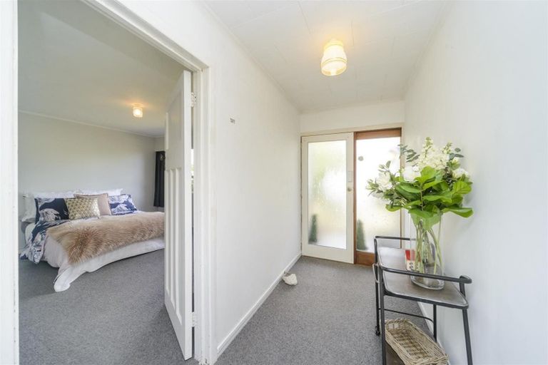 Photo of property in 5 Humphrey Street, Marton, 4710