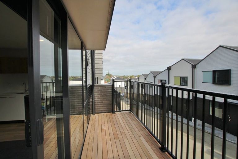 Photo of property in 26 Panoni Lane, Howick, Auckland, 2014