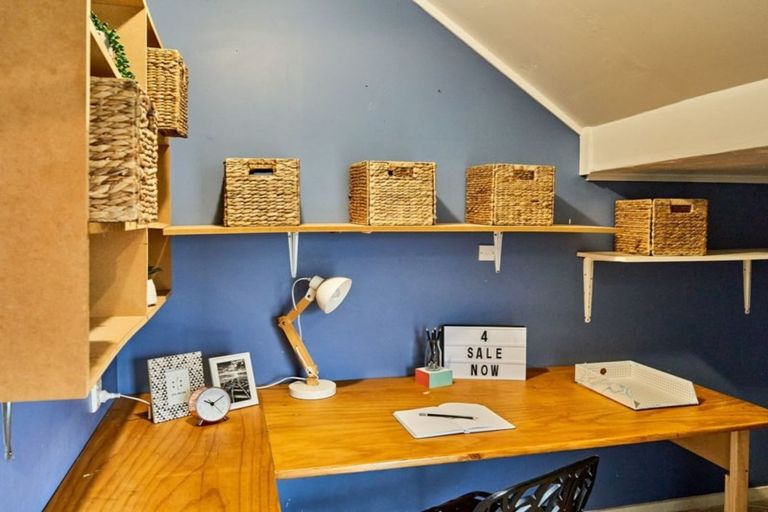 Photo of property in 36 Peterhouse Street, Tawa, Wellington, 5028