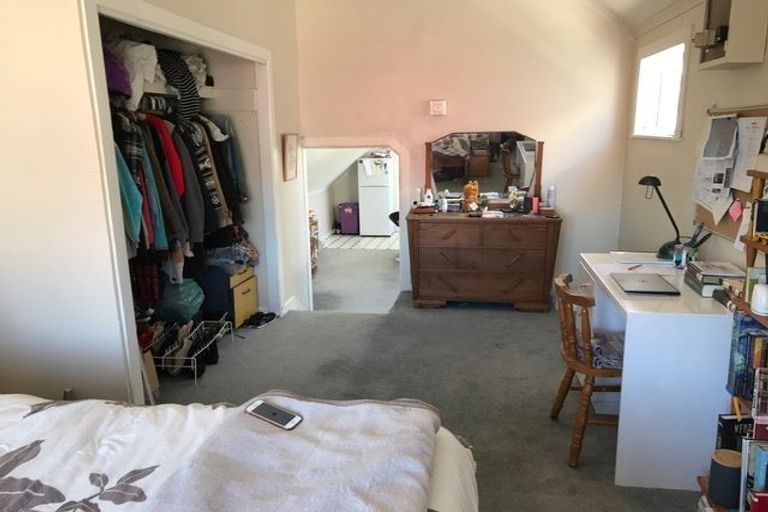 Photo of property in 4 Tutchen Avenue, Mount Victoria, Wellington, 6011