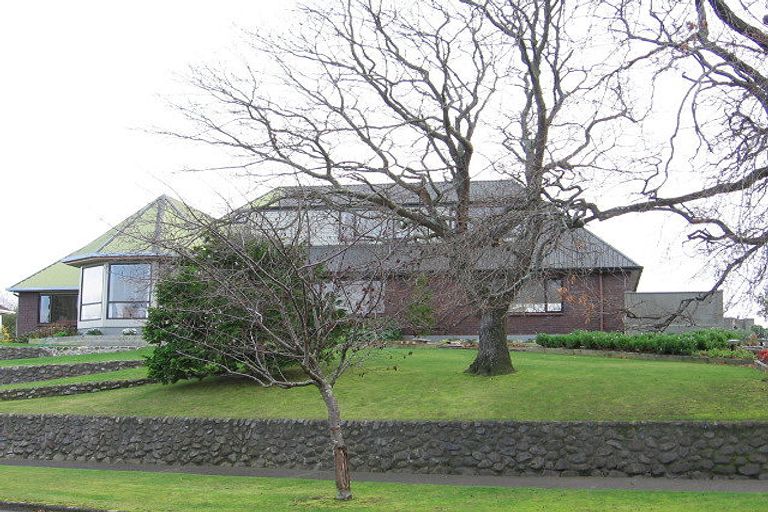 Photo of property in 37 East Street, Terrace End, Palmerston North, 4410