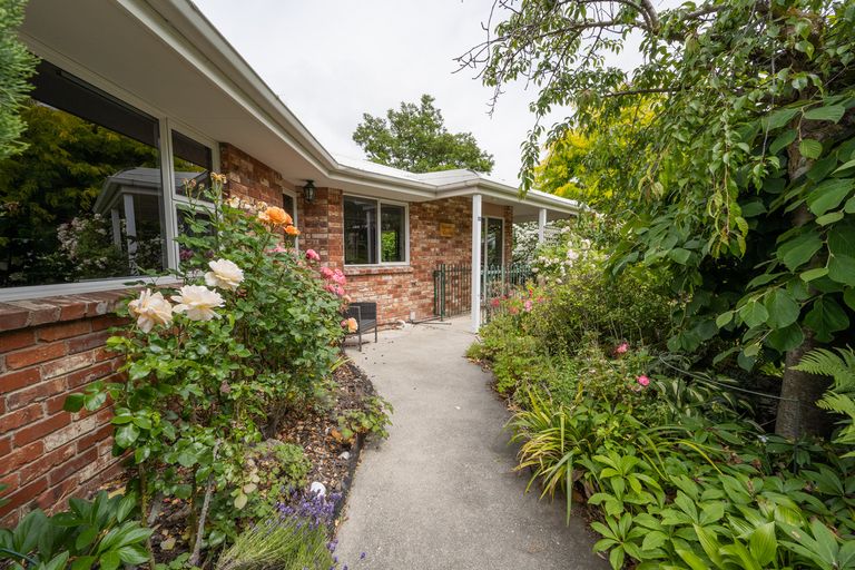 Photo of property in 35 Hazlett Street, Clyde, 9330