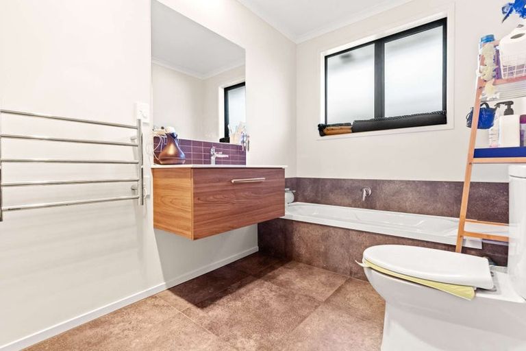 Photo of property in 3 Taffe Crescent, Pyes Pa, Tauranga, 3112