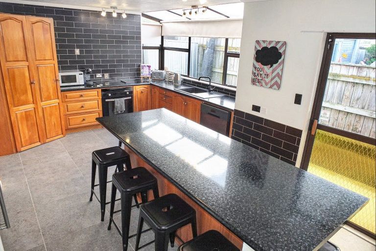 Photo of property in 12 Low Avenue, Foxton Beach, Foxton, 4815